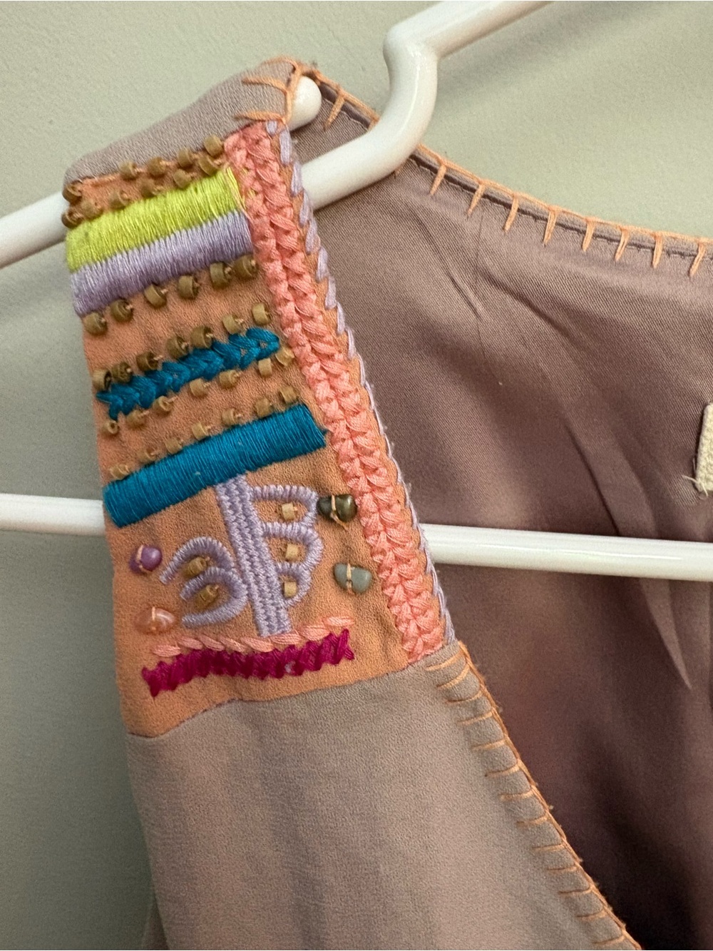 Altar'd State Boho Embroidered Beaded Mini Dress Mauve Pink Sz S - Picture 3 of 8